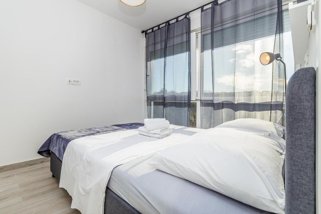 Apartments Solis Lacus Penthouse Нивице Экстерьер фото